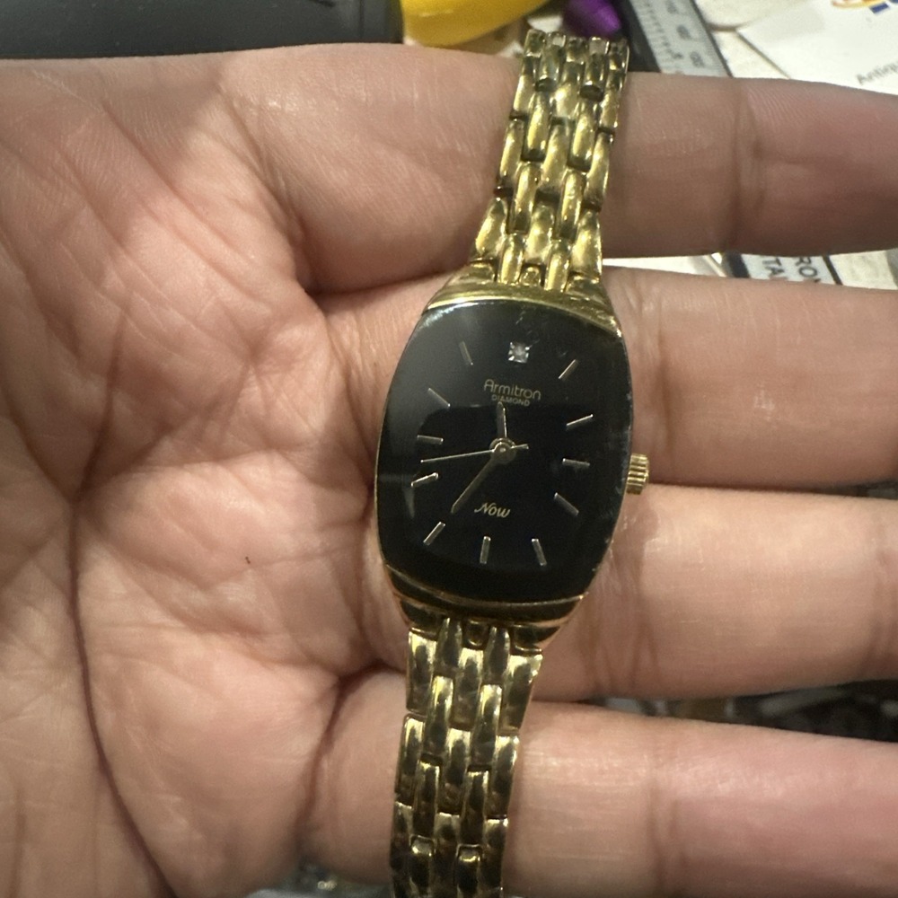 Working Armitron Now Ladies Watch Gold With Black Dial 21mm Fit 7.5in Steel Runs